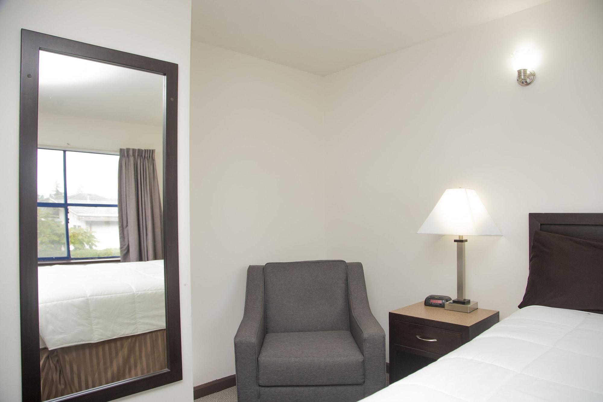 Happy Day Inn Burnaby Exterior photo